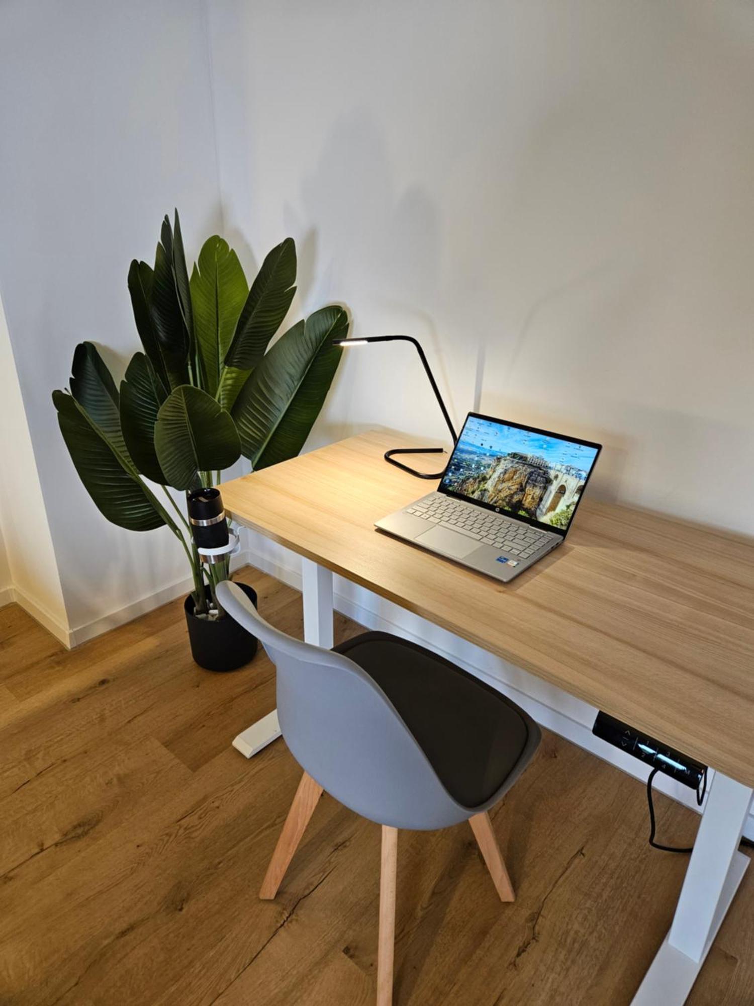 מוארס Modern Homes - Voll Ausgestatte Wohnung - Balkon - Hotelbetten - 4K Tv - Wlan מראה חיצוני תמונה