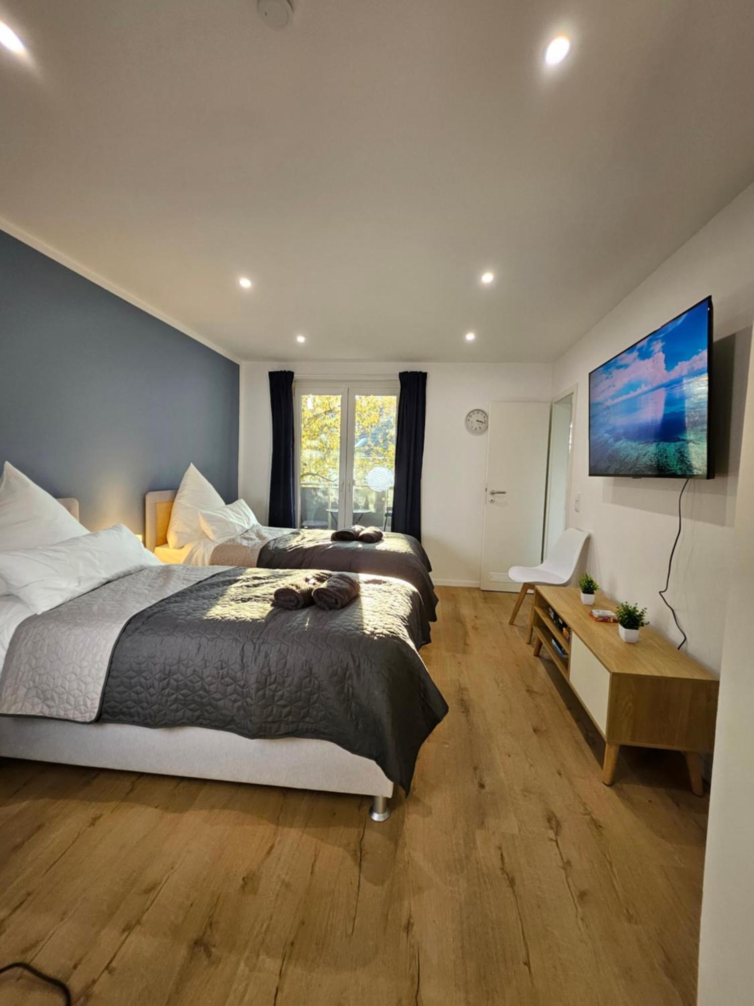 מוארס Modern Homes - Voll Ausgestatte Wohnung - Balkon - Hotelbetten - 4K Tv - Wlan מראה חיצוני תמונה